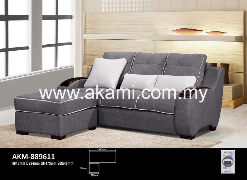 AKM-889611